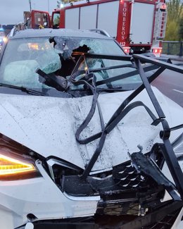 Un aparatoso accidente en la avenida Fernández Ladreda de León se salda sin heridos