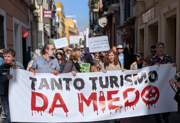 Manifestantes durante la marcha.