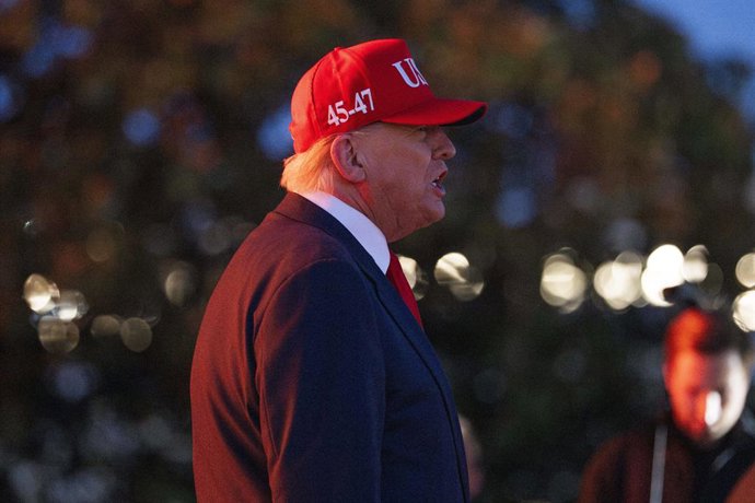 October 30, 2025, Washington, District Of Columbia, USA: US President Donald Trump and first lady Melania Trump host a Halloween trick-or-treat event on the South Lawn of the White House in Washington, DC, USA, on Thursday, October 30, 2025