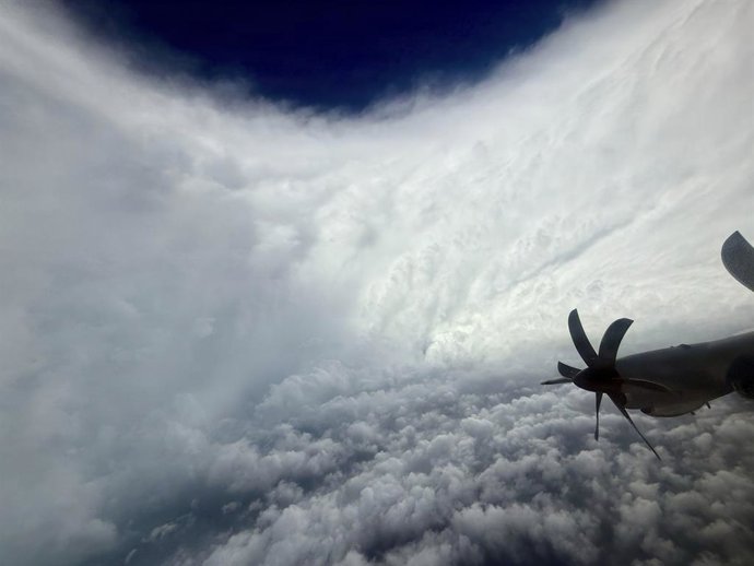 October 27, 2025, Caribbean Sea, Jamaica: A view of the eye wall of Hurricane Melissa seen by the Hurricane Hunters of the 53rd Weather Reconnaissance Squadron, as they fly into center of the storm, October 27, 2025 above the Caribbean Sea. The crew encou