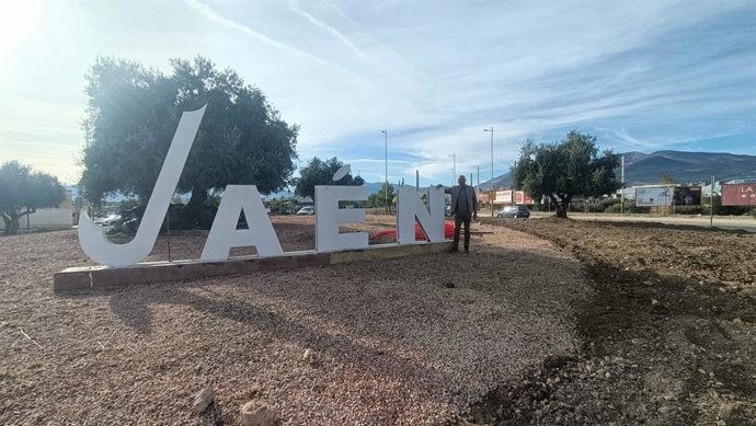 Imagen de la renaturalización del sistema tranviario en Jaén.