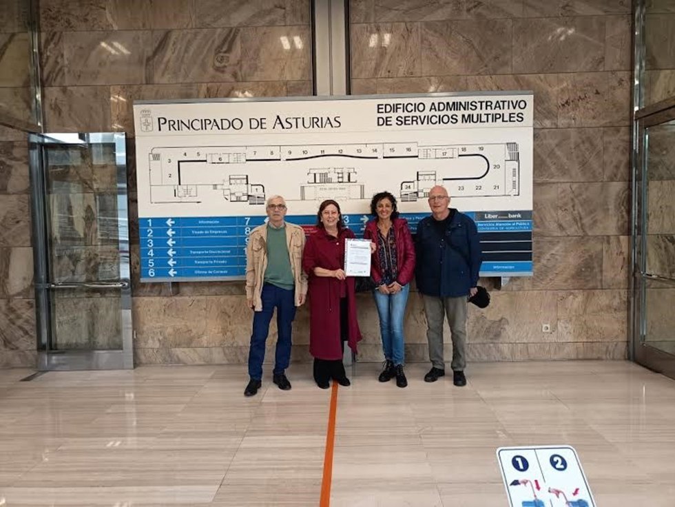 Representantes de la AMSO-PSOE