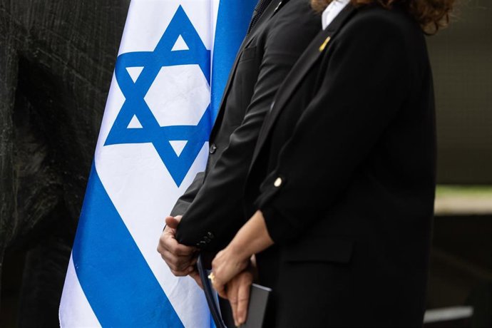 Archivo - Bandera de Israel (archivo)