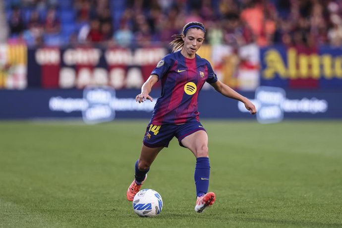 Archivo - Aitana Bonmati of FC Barcelona in action during the Spanish Women league, Liga F, football match played between FC Barcelona and RCD Espanyol at Johan Cruyff Stadium on September 27, 2025 in Sant Joan Despi, Barcelona.