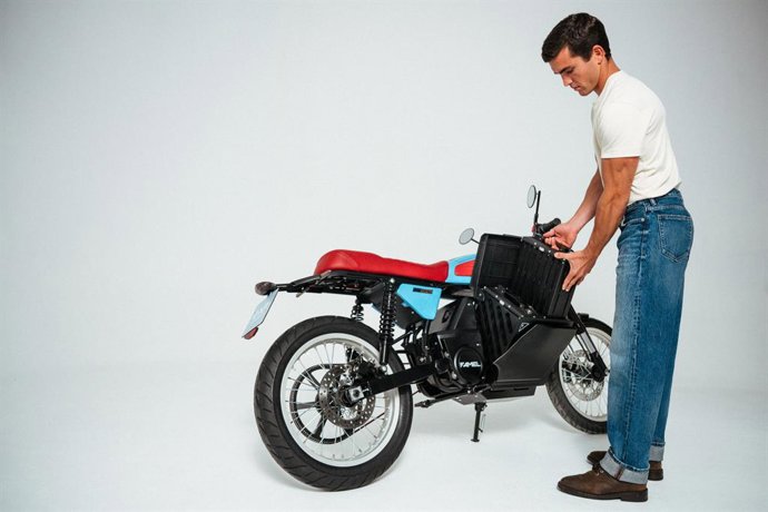 FAMEL Debuts At EICMA With EXF