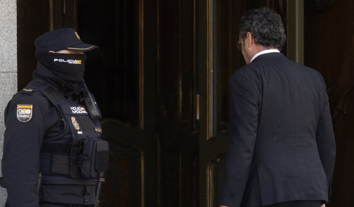 El fiscal General del Estado, Álvaro García Ortiz, durante la primera jornada del juicio al fiscal general del Estado, Álvaro García Ortiz, en el Tribunal Supremo, a 3 de noviembre de 2025, en Madrid (España).