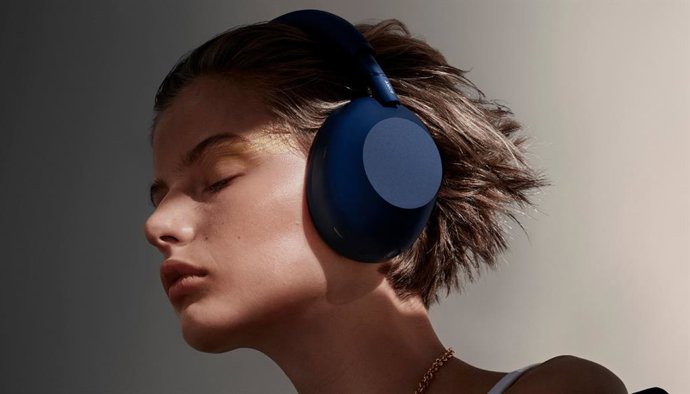 Fones de ouvido Sony WH-1000XM6