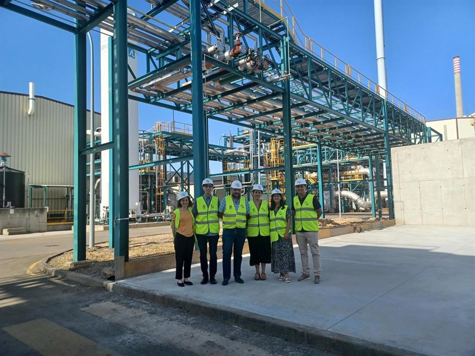 Equipo de Eurecat y CIUDEN que ha participado en la primera fase del proyecto, en las instalaciones de la Fundación donde se ubicará la planta piloto de producción de metanol.