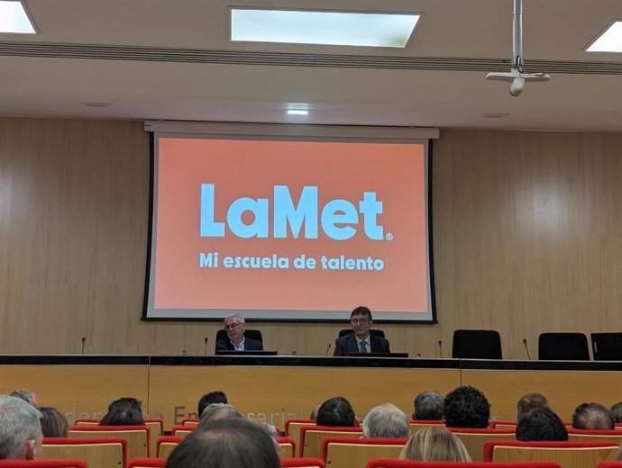 Presentación de la escuela de talento LaMet de Femeval
