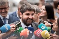 López Miras valora que Mazón ha "reconocido errores" y emplaza al Gobierno a que asuma también sus responsabilidades