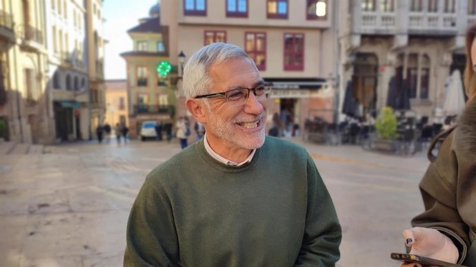 El portavoz de IU-Convocatoria por Oviedo, Gaspar Llamazares.