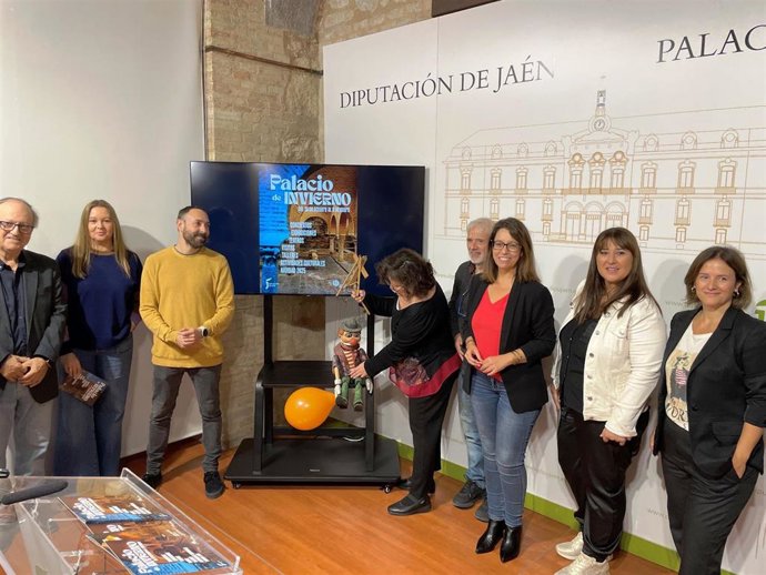 Presentación del programa cultural de Palacio de Invierno