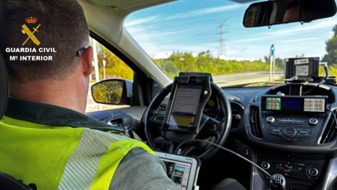 Guardia Civil de Tráfico en Huelva.
