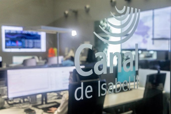 Archivo - Centro de Control de Canal de Isabel II, a 11 de agosto de 2025, en Majadahonda, Madrid (España). El Laboratorio de Contadores y el Centro de Control del Canal de Isabel II desempeñan funciones fundamentales para asegurar una gestión eficiente, 