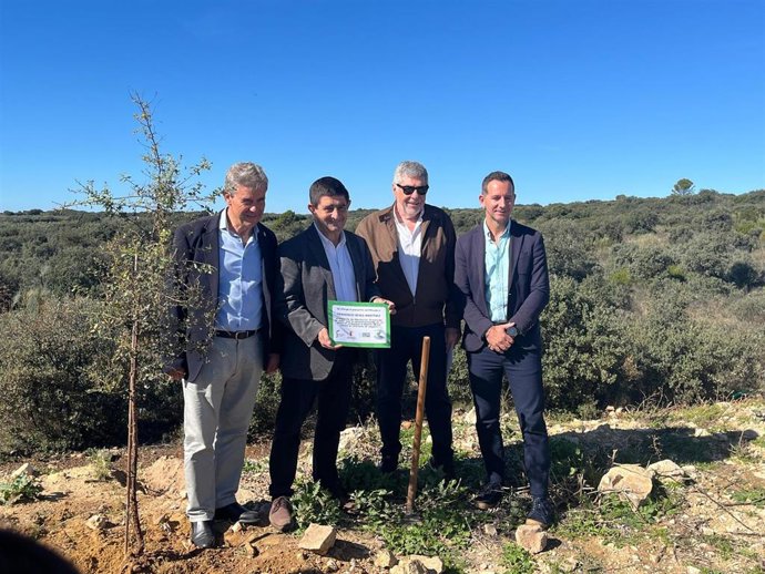 Apadrinamiento del bosque de El Balcón de los LLanos