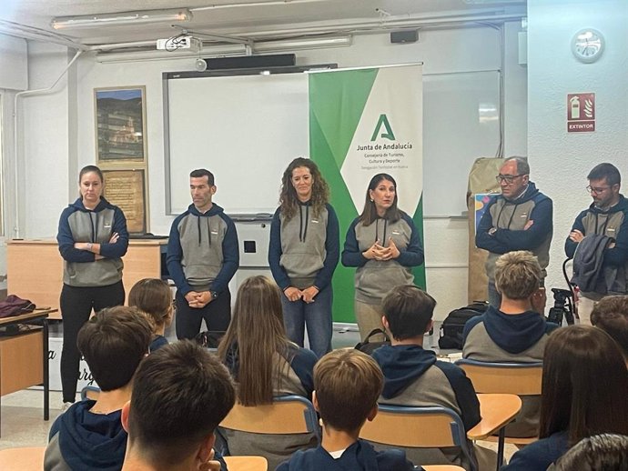 Jornada de bienvenida del encuentro de Centros Educativos de Excelencia Deportiva en Huelva.