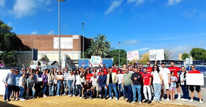 Concentración de la plantilla del IMD, en foto de archivo.