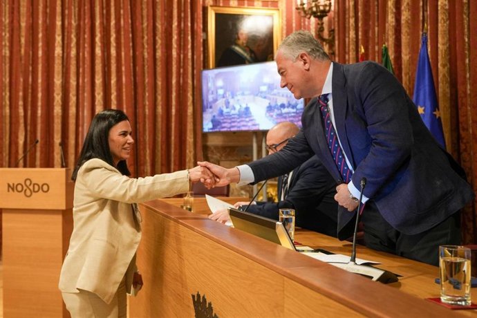 Toma De Posesión De Eva María Delis Ruiz Como Nueva Viceinterventora De Fondos Del Ayuntamiento De Sevilla