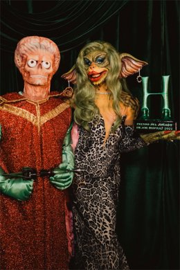 Sensillocons y la ganadora Alaska Nebraska