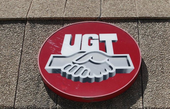 Archivo - Sede de UGT, logo de UGT, Unión General de Trabajadores