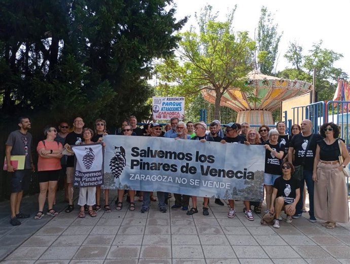 Archivo - Concentracion de la Plataforma Salvemos los Pinares de Venecia