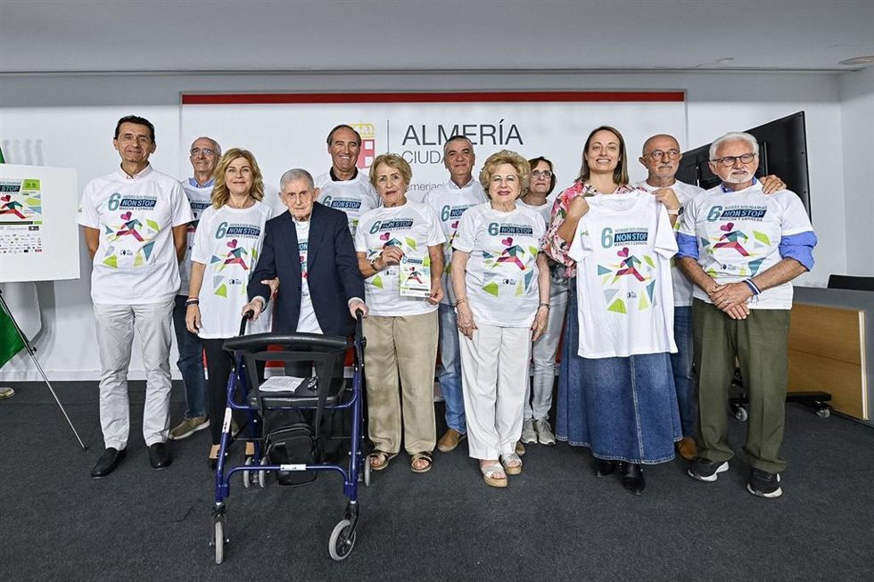 Presentación de la VI edición de las 'Seis Horas Non Stop' en Almería.