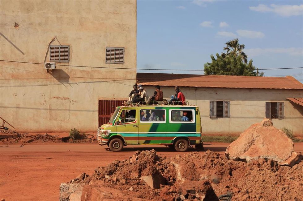 Autobús en la capital de Malí, Bamako