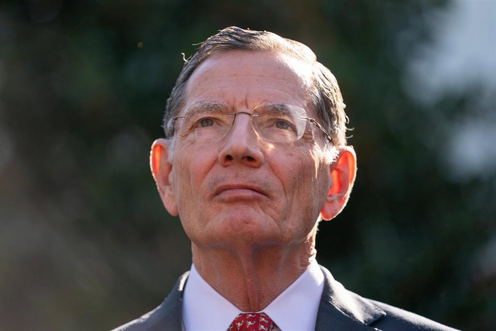 Archivo - El senador republicano por Wyoming John Barrasso