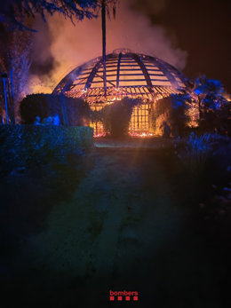 Quema la cúpula de madera del restaurante Mas Marroch de los hermanos Roca en Vilablareix (Girona)