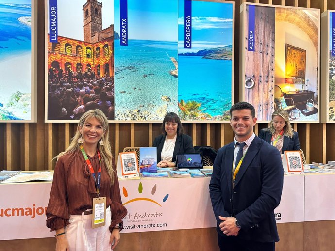 La alcaldesa de Andratx en la WTM