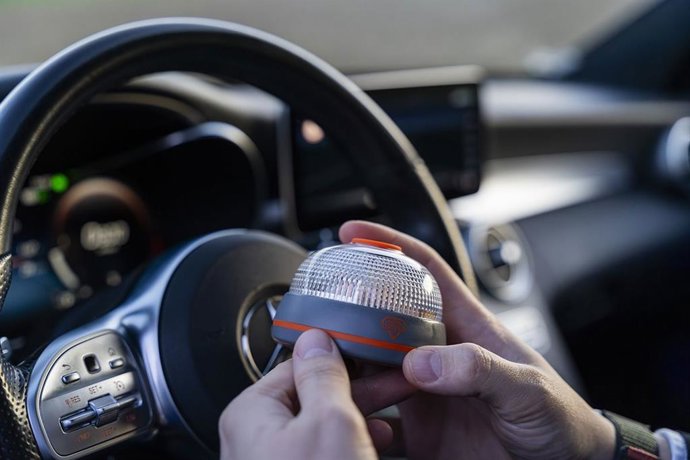 Activación rápida y segura desde el interior.