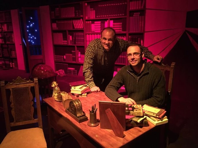 "La Talla De Sus Zapatos", De Los Mallorquines José Y Javier Bizarro, Gana Certamen De Relato Breve Relatos Con Zapatos