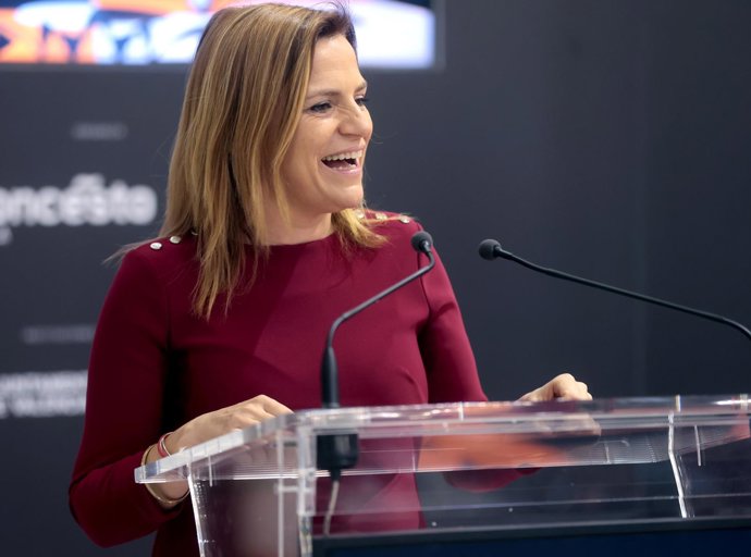 Archivo - La secretaria de Igualdad del PSOE y delegada del Gobierno en la Comunidad Valenciana, Pilar Bernabé