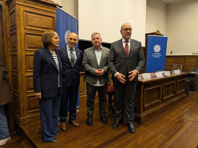 Inauguración de las Xornaes Internacionales d'Estudiu