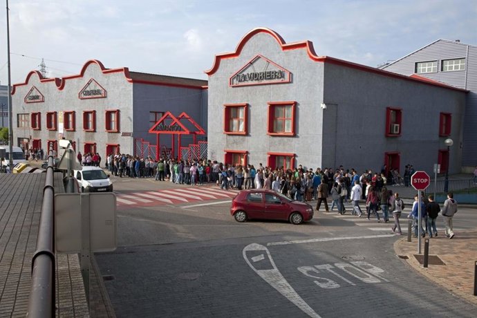 Archivo - Unos 200 estudiantes participarán en Camargo en el ciclo 'El cine en la enseñanza'