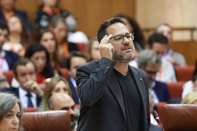 El portavoz de Adelante Andalucía, José Ignacio García, en una imagen de archivo en el Pleno del Parlamento. 