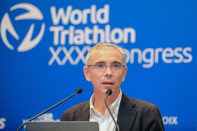 Archivo - El presidente de la World Triathlon, Antonio Fernández Arimany.
