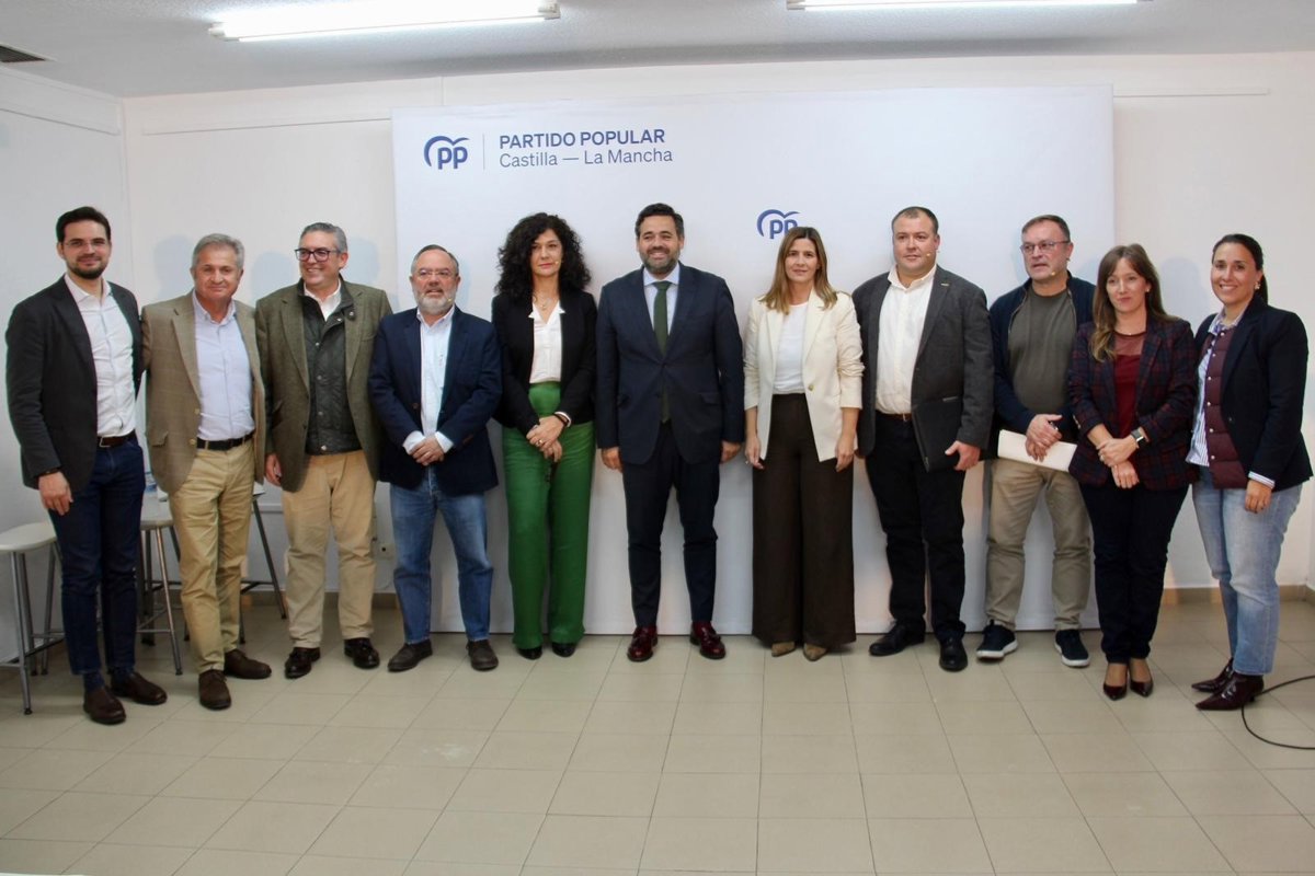 Núñez irá a Bruselas para poner cara y ojos a la PAC y pedir a burócratas de la UE que tengan en cuenta al sector