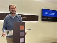Ledesma (PP) pide explicaciones a Alegría por su "amigable comida" con "el presunto acosador Francisco Salazar"