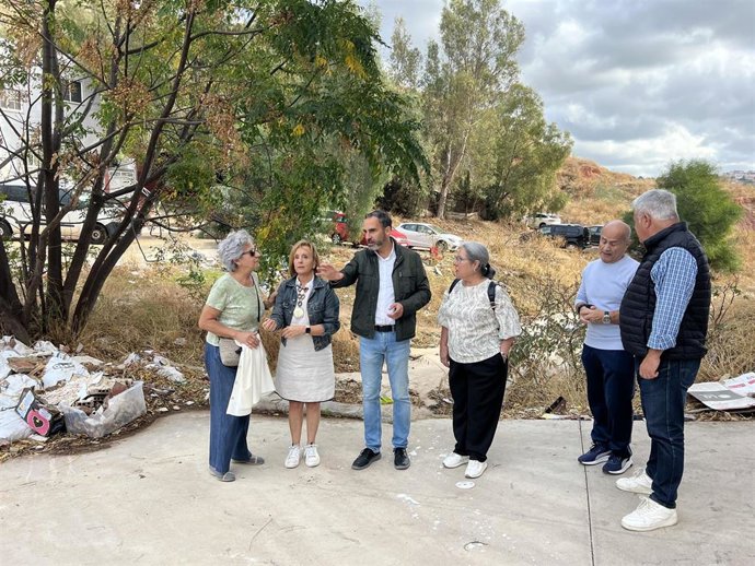 El portavoz socialista en el Ayuntamiento de Málaga, Daniel Pérez, junto a la viceportavoz Begoña Medina; y los concejales socialistas Salvador Trujillo y Mari Carmen Sánchez