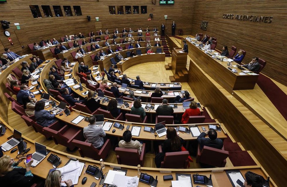 Archivo - Sesión de control en Les Corts, en imagen de archivo