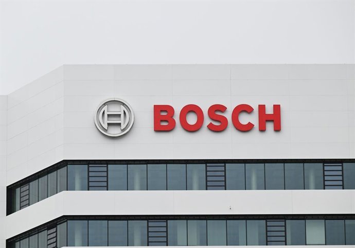 Archivo - Bosch planea reducir la jornada laboral en dos plantas de Alemania por falta de chips Nexperia.