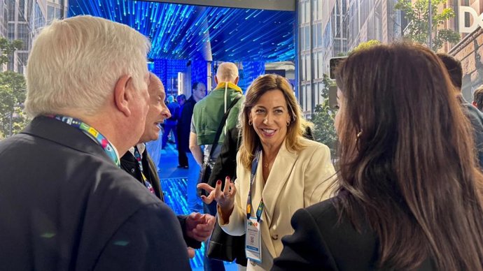 La alcaldesa de Zaragoza, Natalia Chueca, en un evento de Smart Cities en Barcelona