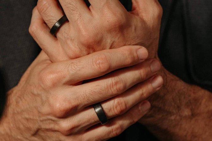 El anillo de pago Rikki se consolida como símbolo del profesional que controla su seguridad financiera