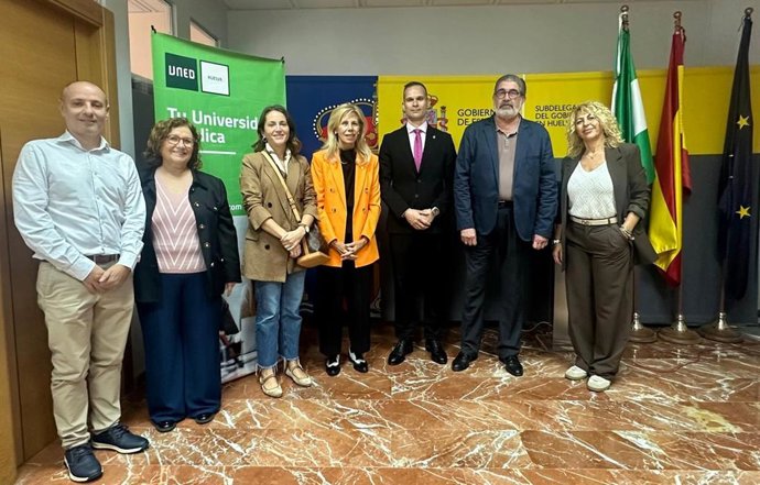 Presentación del proyecto de la UNED en la cárcel de Huelva.