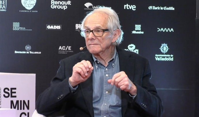 Archivo - El veterano director británico Ken Loach durante la rueda de prensa celebrada este viernes tras la proyección de su última película, 'El viejo roble', en la 68 edición de la Seminci