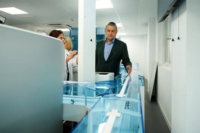 Consejero de Sanidad, Presidencia y Emergencias, Antonio Sanz.