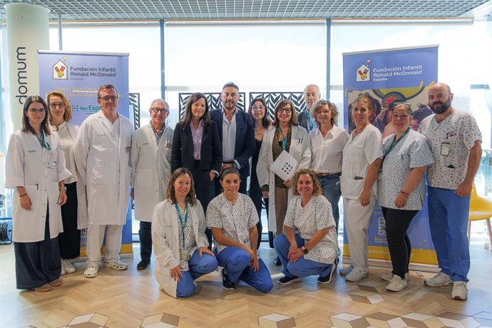 Son Espases y Fundación Ronald McDonald firman un convenio para crear una Sala Familiar para padres con hijos hospitalizados