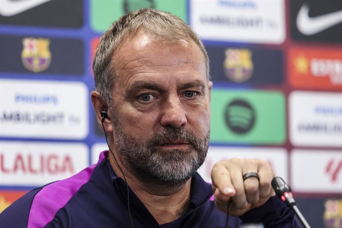 Hansi Flick durante una rueda de prensa