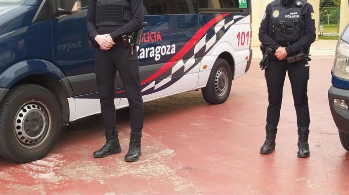 Archivo - Agentes de la Policía Local de Zaragoza
